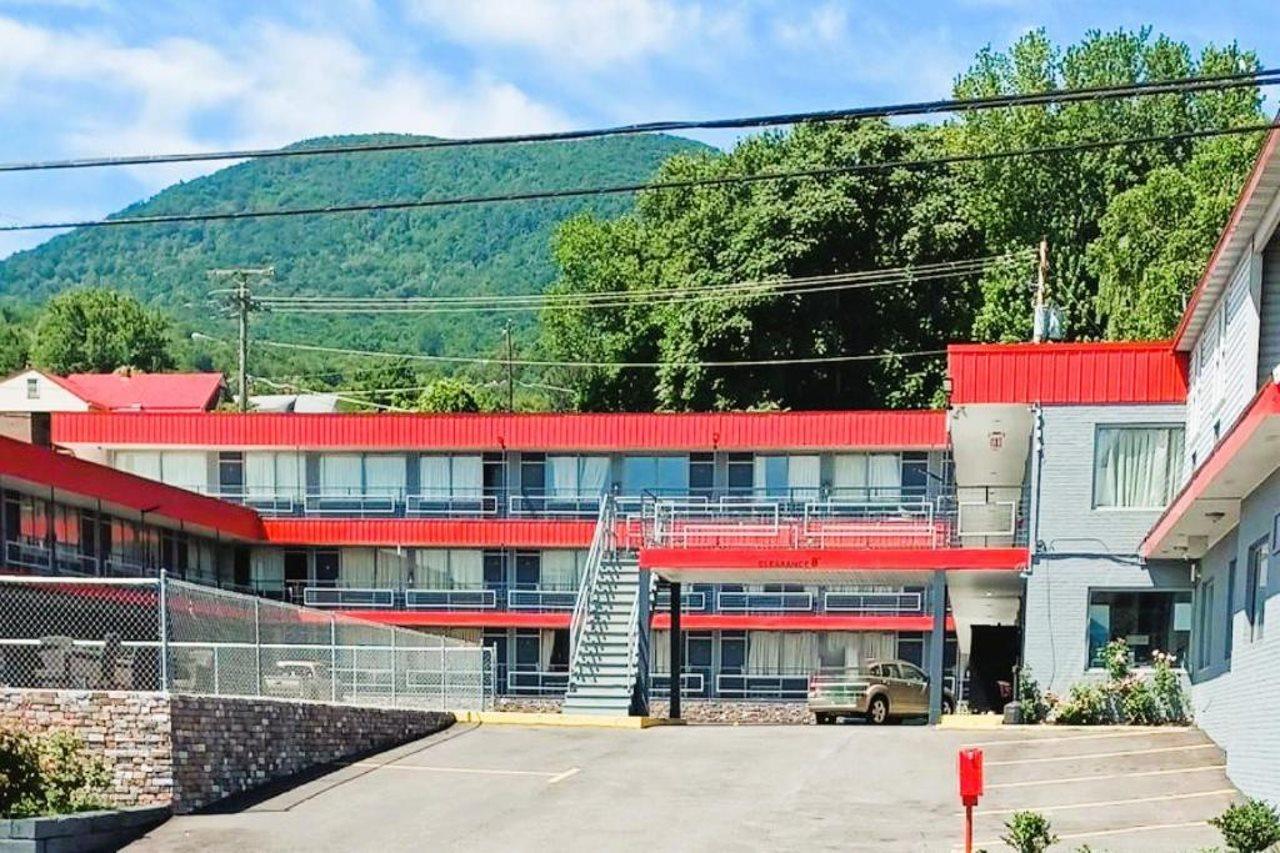 Holiday Lodge Virginia Pearisburg Exterior foto